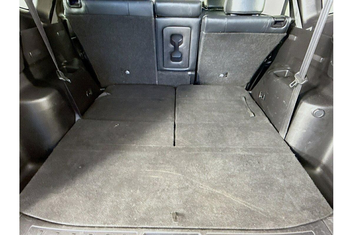 2023 Mitsubishi OUTLANDER                OUTLANDER LS BLACK EDITION 7 SEAT (2WD) ZM2B46