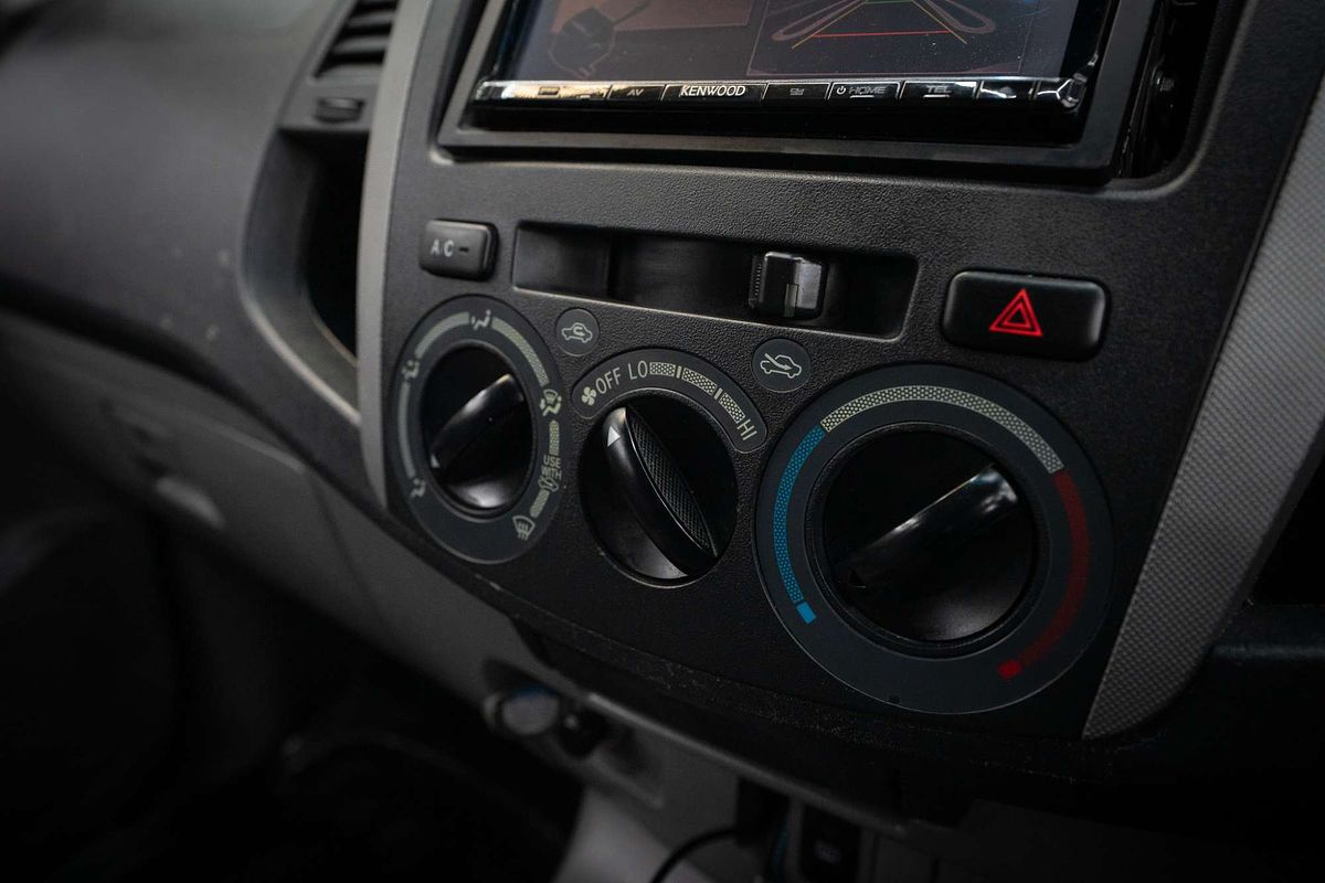 2007 Toyota Hilux SR5 KUN26R 4X4
