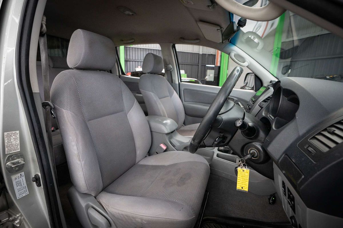 2007 Toyota Hilux SR5 KUN26R 4X4