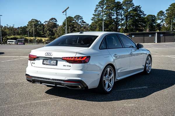 2021 Audi A4 35 TFSI S line B9