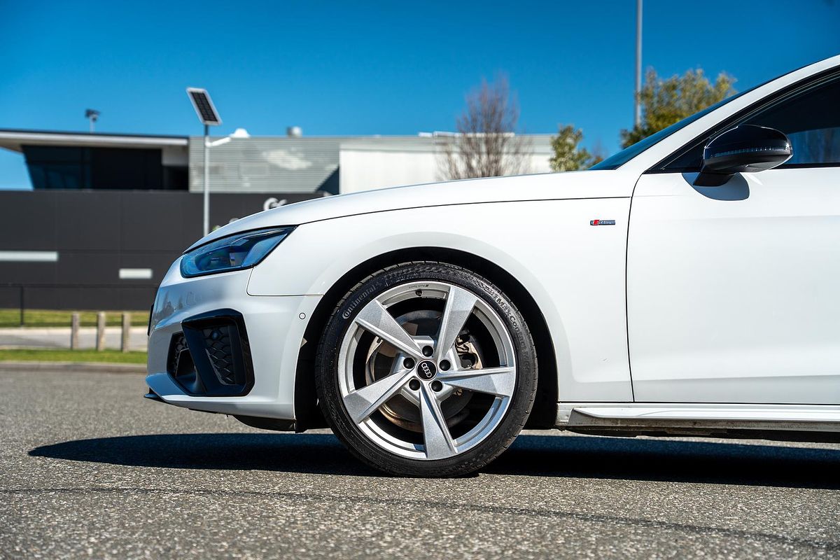 2021 Audi A4 35 TFSI S line B9