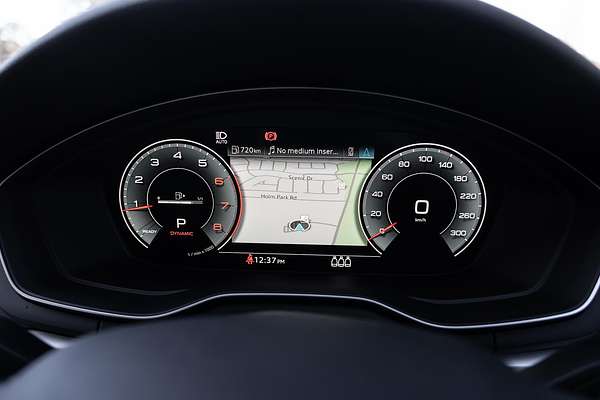 2021 Audi A4 35 TFSI S line B9
