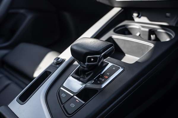 2021 Audi A4 35 TFSI S line B9