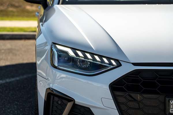 2021 Audi A4 35 TFSI S line B9
