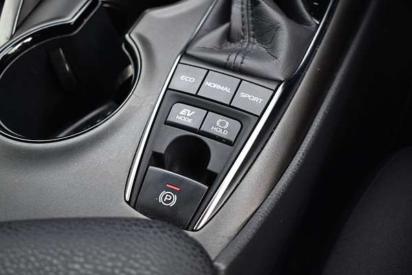 2024 Toyota Camry Ascent AXVH70R