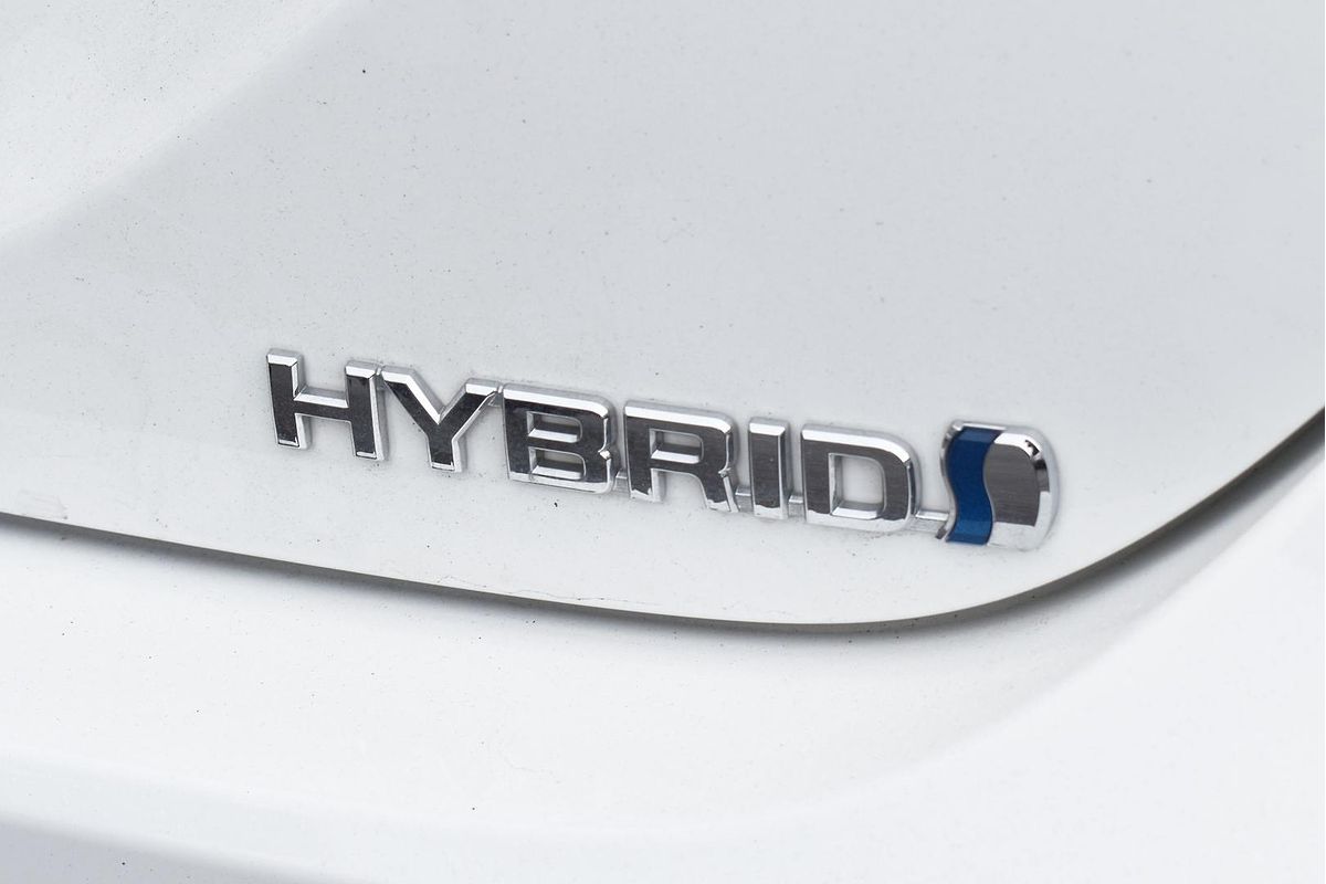 2024 Toyota Camry Ascent AXVH70R