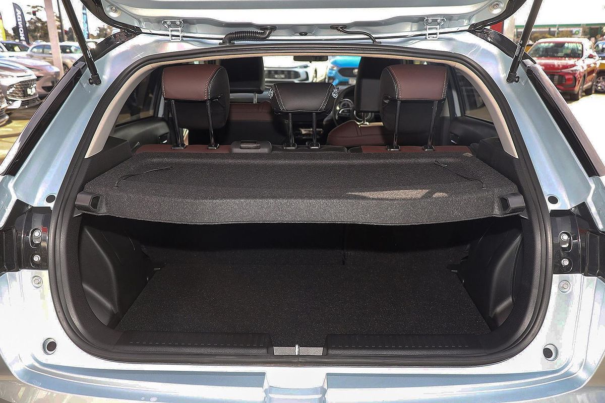 2025 Suzuki Fronx Hybrid KW