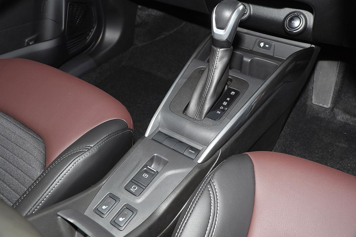 2025 Suzuki Fronx Hybrid KW