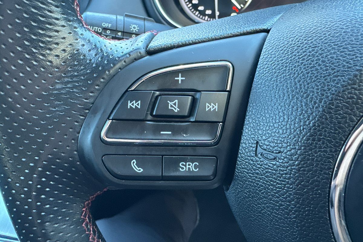 2022 MG HS Vibe SAS23