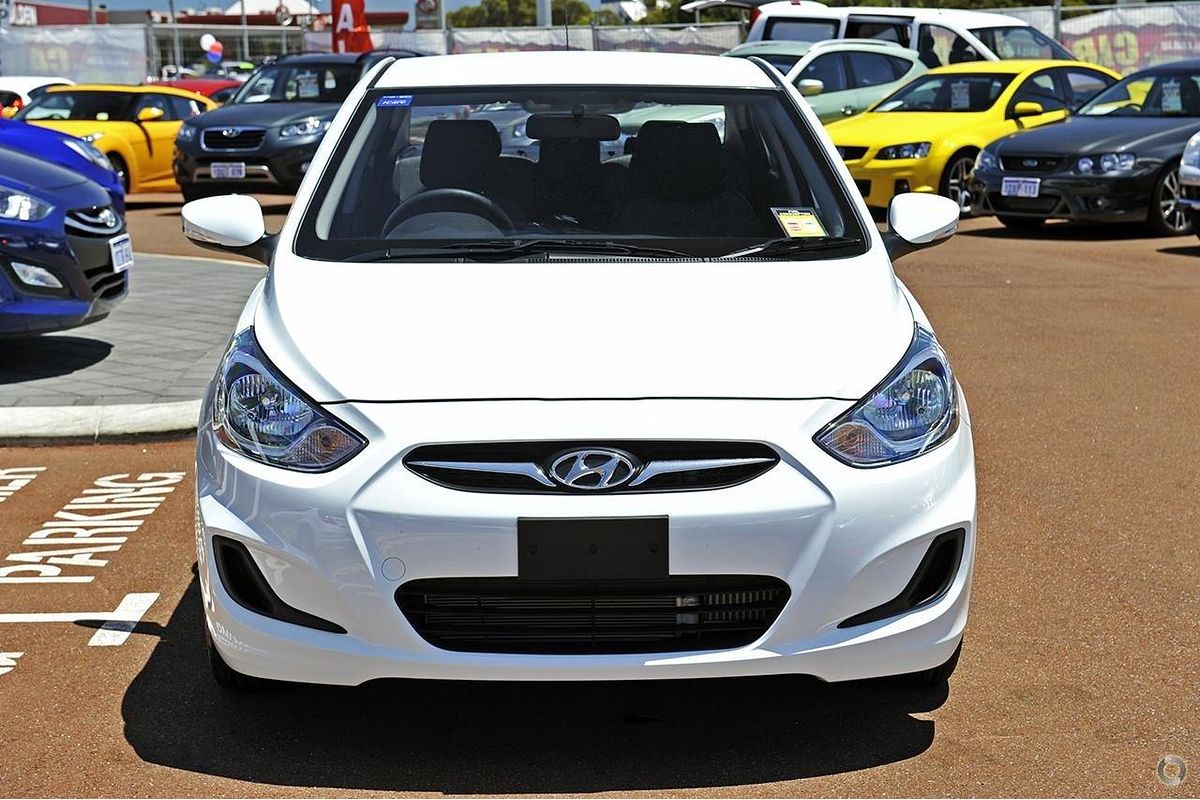 2014 Hyundai Accent Active RB2