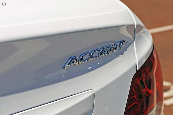 2014 Hyundai Accent Active RB2