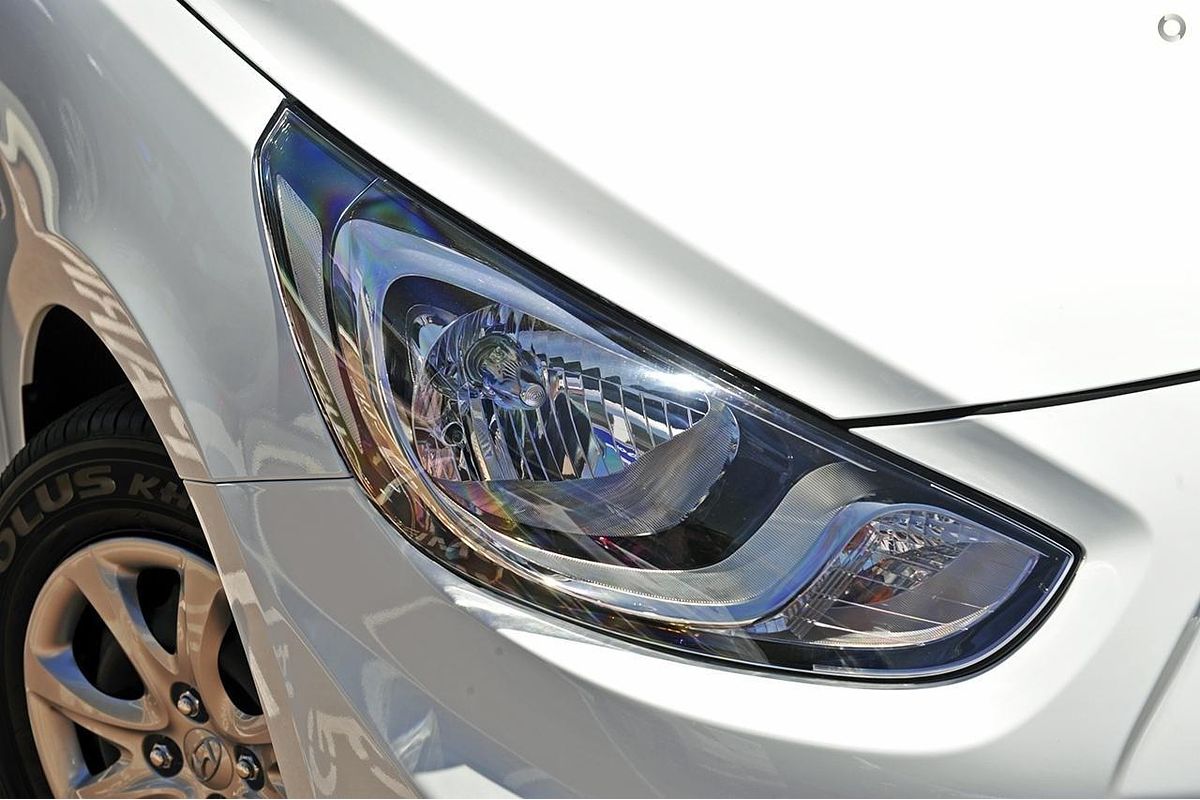 2014 Hyundai Accent Active RB2