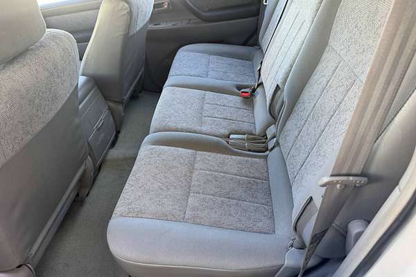 2003 Toyota Landcruiser GXL HDJ100R