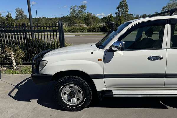 2003 Toyota Landcruiser GXL HDJ100R