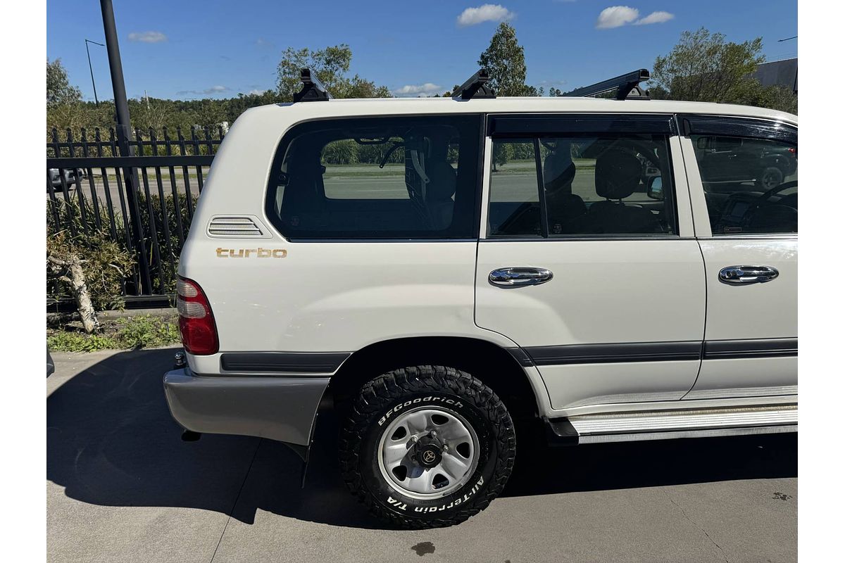 2003 Toyota Landcruiser GXL HDJ100R