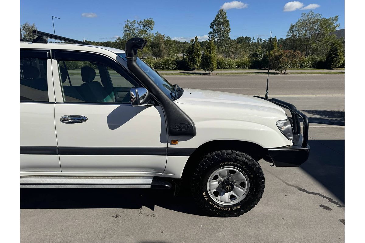 2003 Toyota Landcruiser GXL HDJ100R