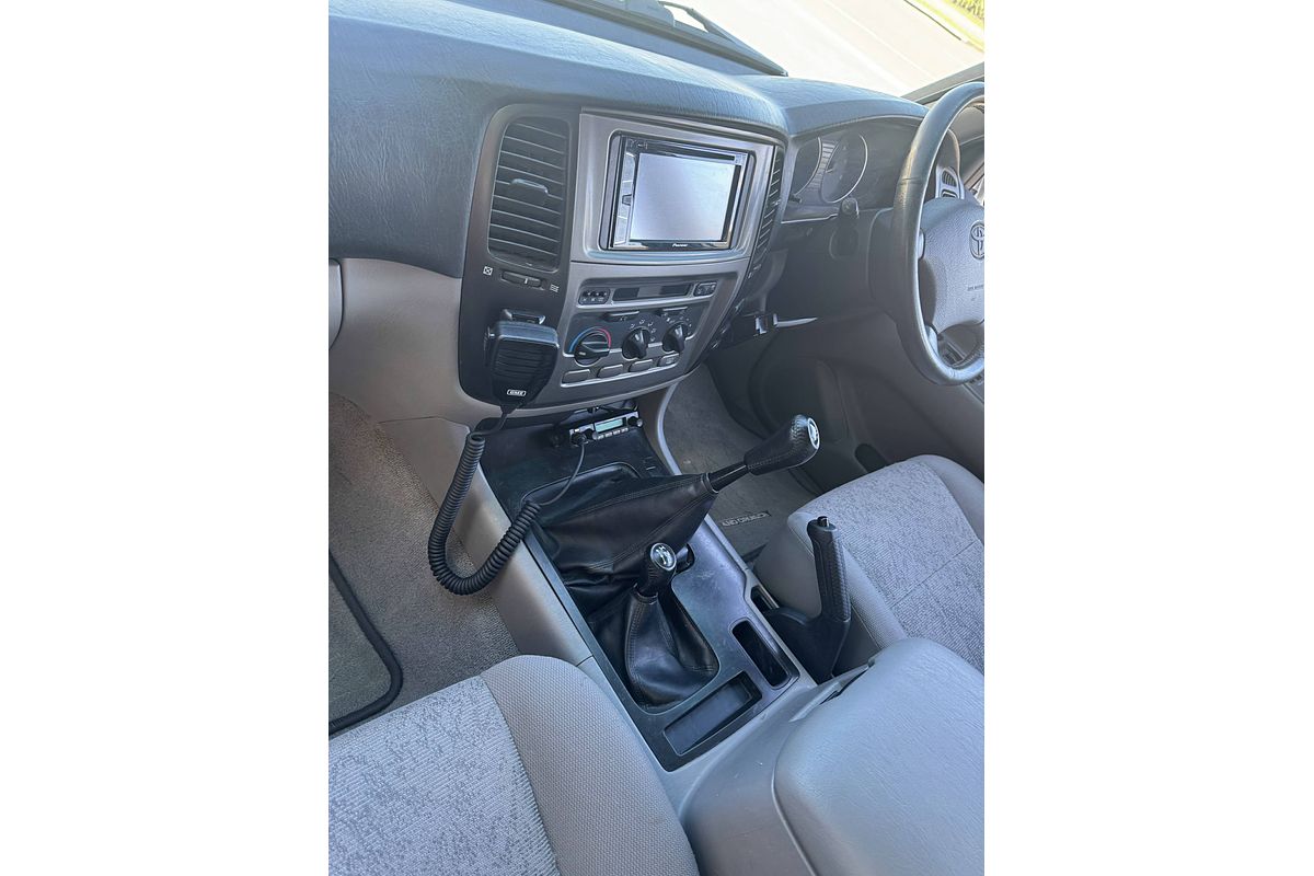2003 Toyota Landcruiser GXL HDJ100R