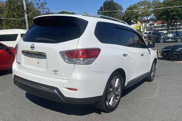 2014 Nissan Pathfinder Ti R52