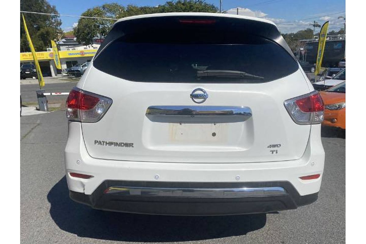 2014 Nissan Pathfinder Ti R52