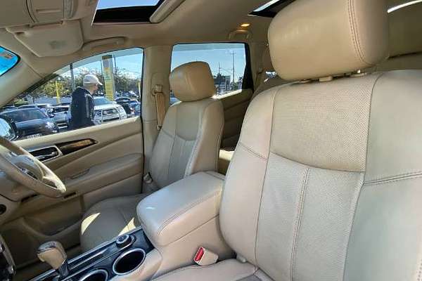 2014 Nissan Pathfinder Ti R52