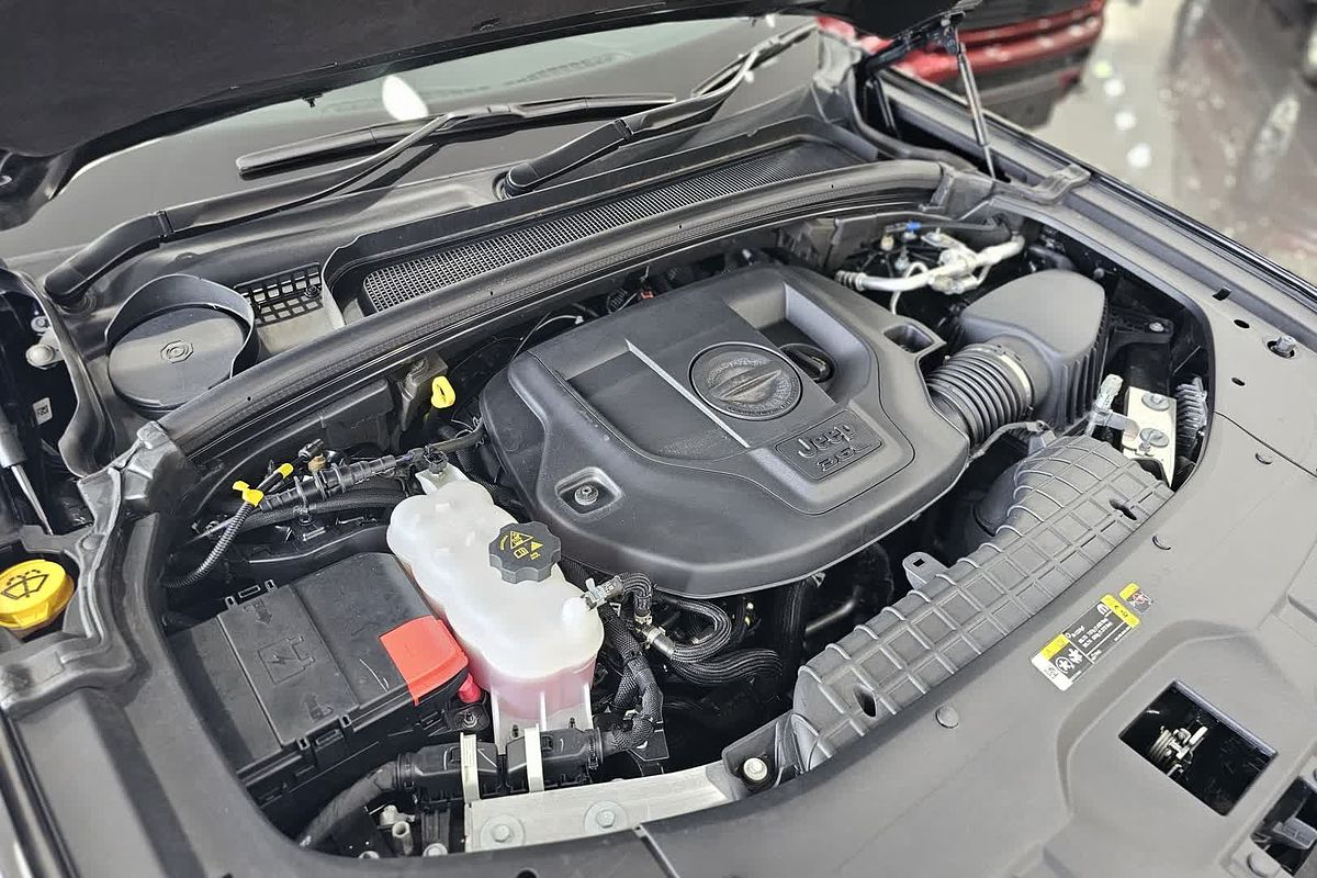 2023 Jeep Grand Cherokee Overland WL