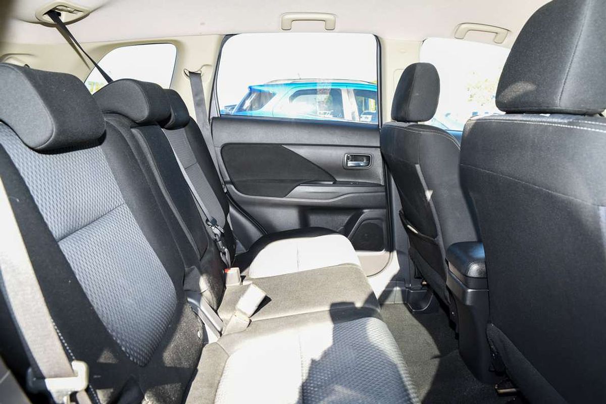 2017 Mitsubishi Outlander LS ZL