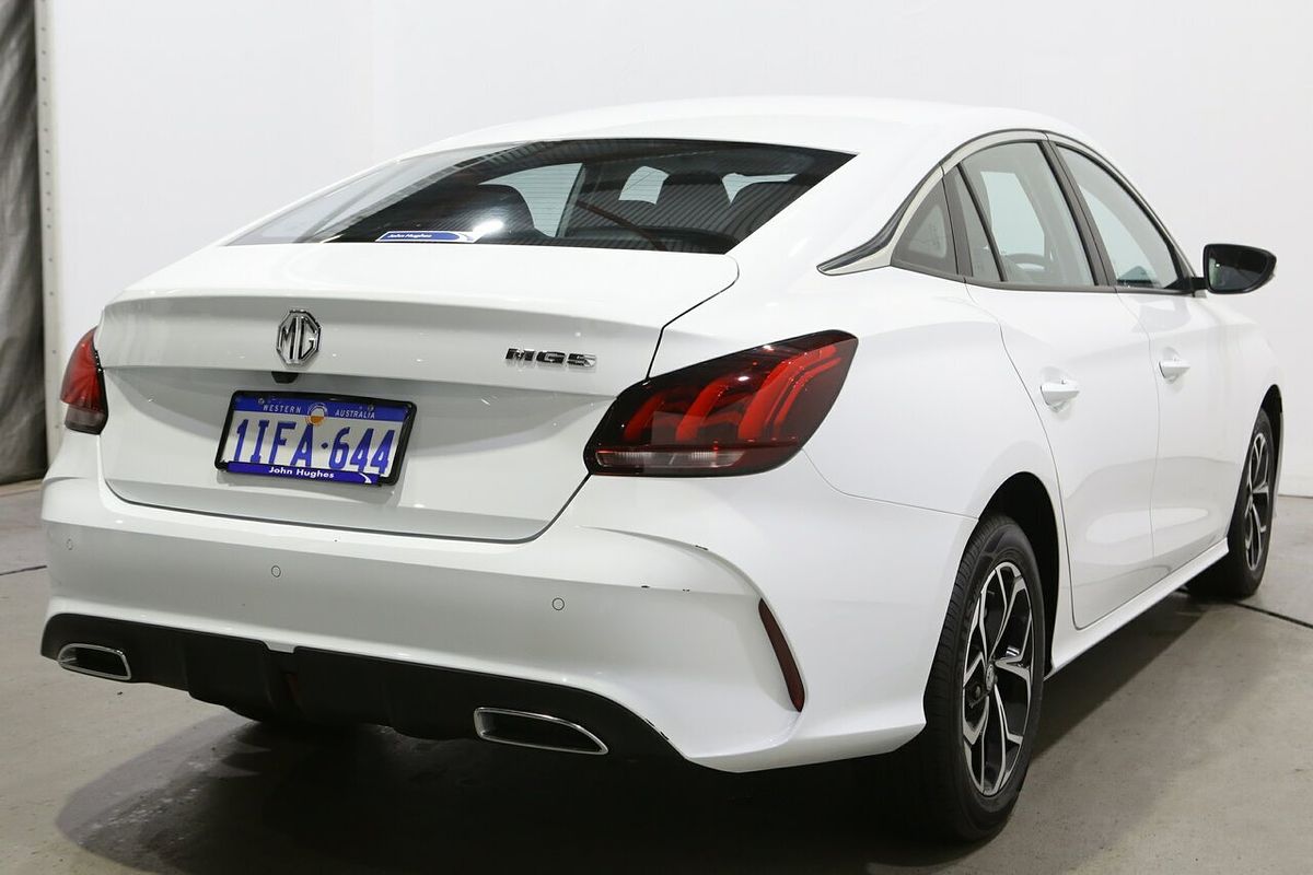 2024 MG MG5 Vibe