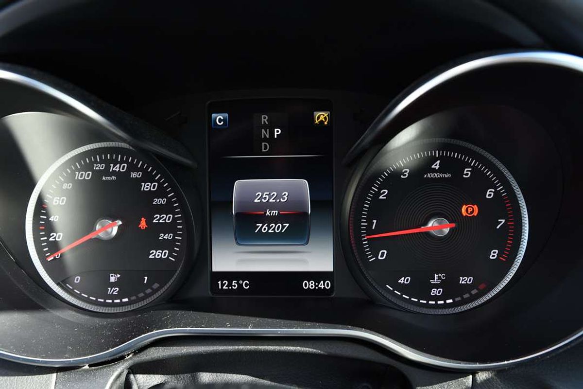 2017 Mercedes-Benz C-Class C200 W205