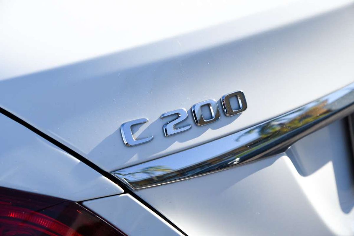 2017 Mercedes-Benz C-Class C200 W205
