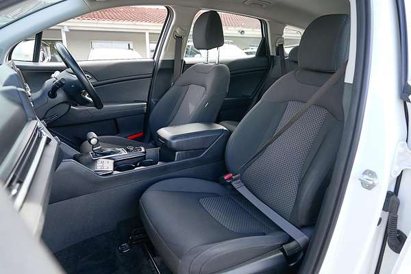 2022 Kia Sportage S NQ5