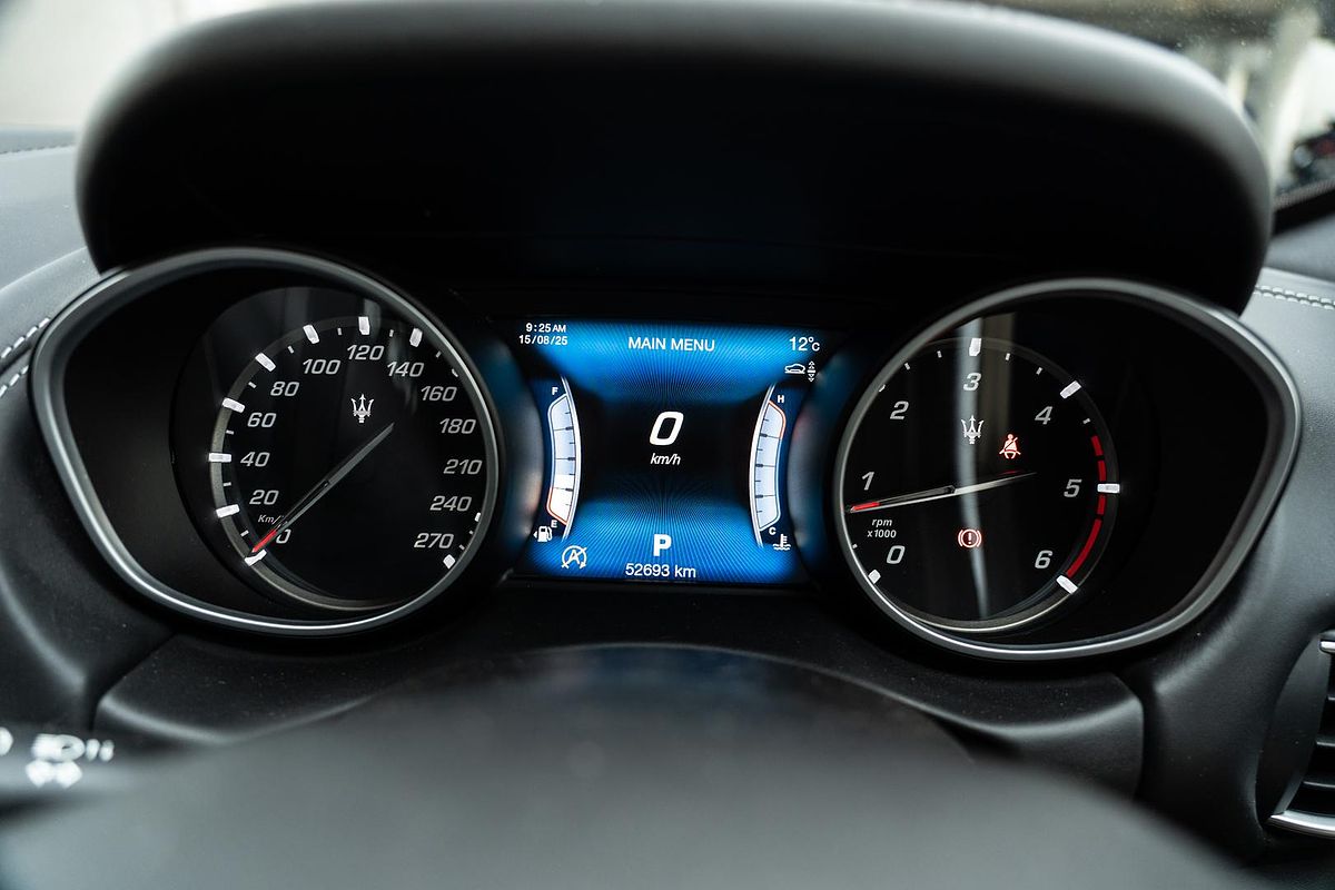 2017 Maserati Levante Sport M161