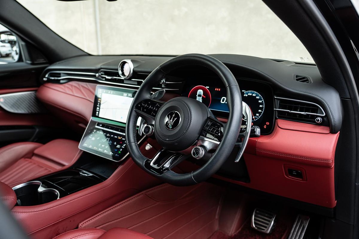 2023 Maserati Grecale Modena M182