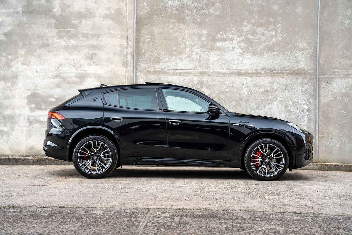 2023 Maserati Grecale Modena M182
