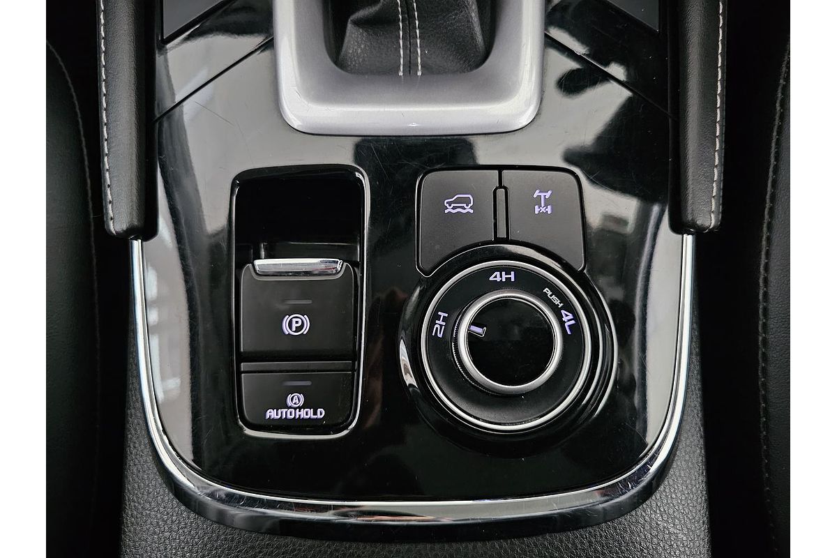 2023 Isuzu MU-X LS-T