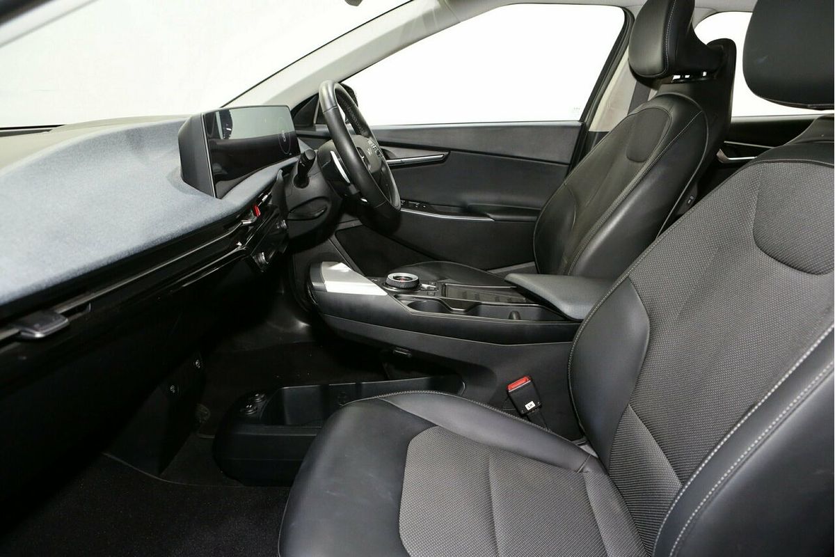 2022 Kia EV6 Air CV