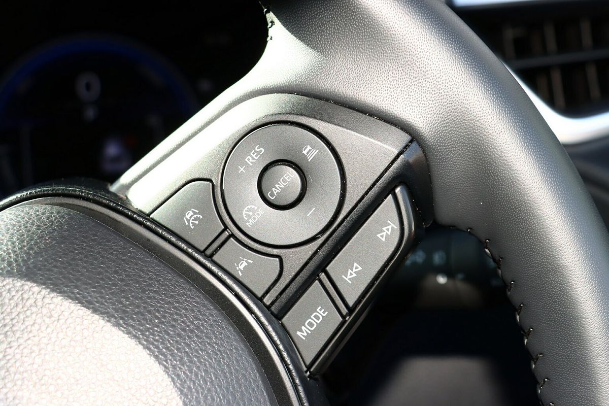 2024 Toyota Corolla Cross GXL MXGH15R