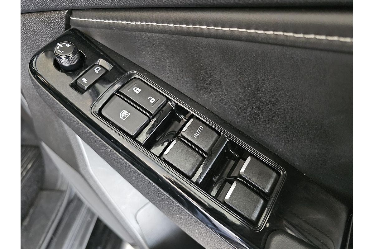 2023 Isuzu MU-X LS-T