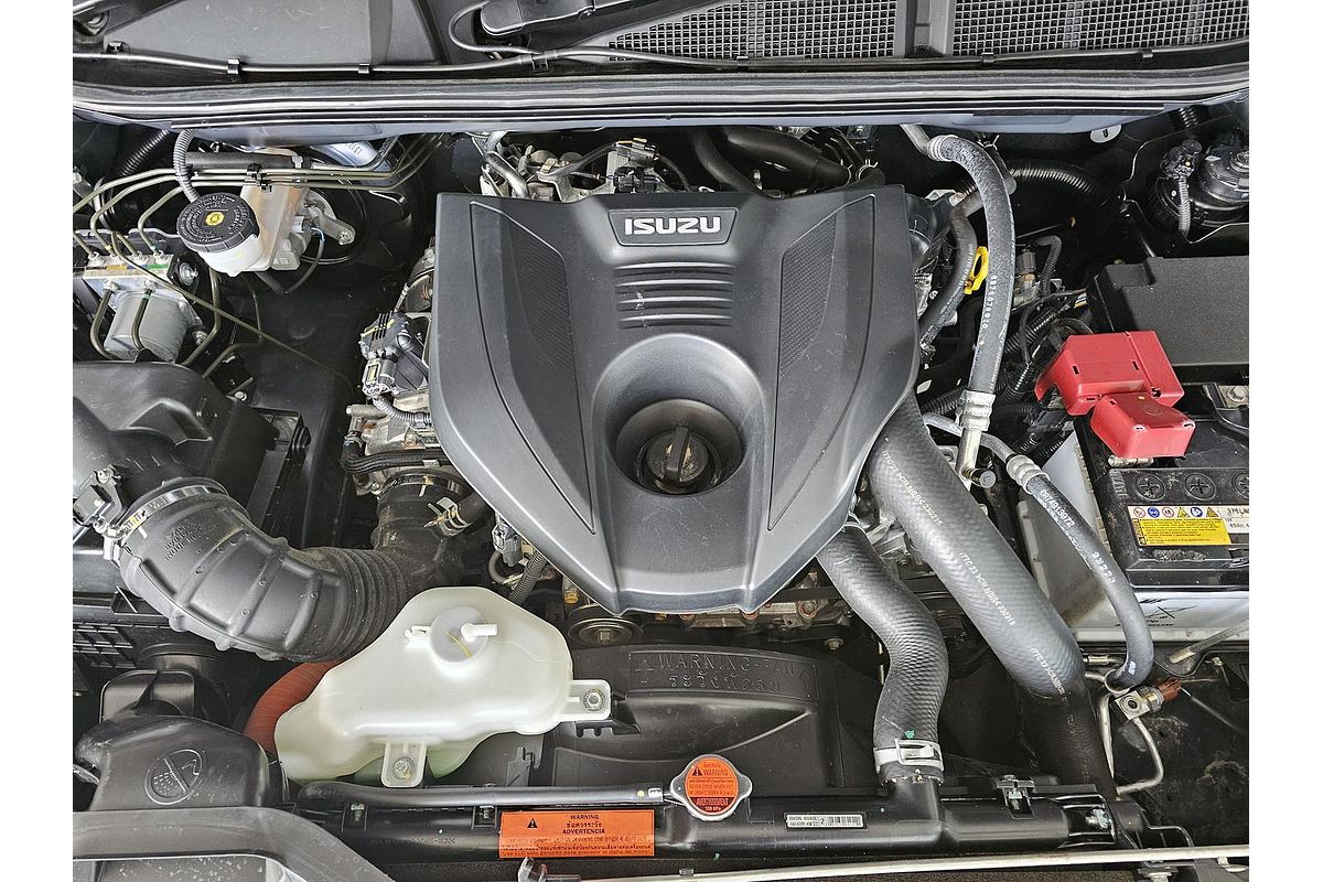 2023 Isuzu MU-X LS-T