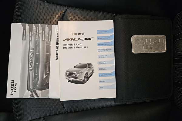 2023 Isuzu MU-X LS-T