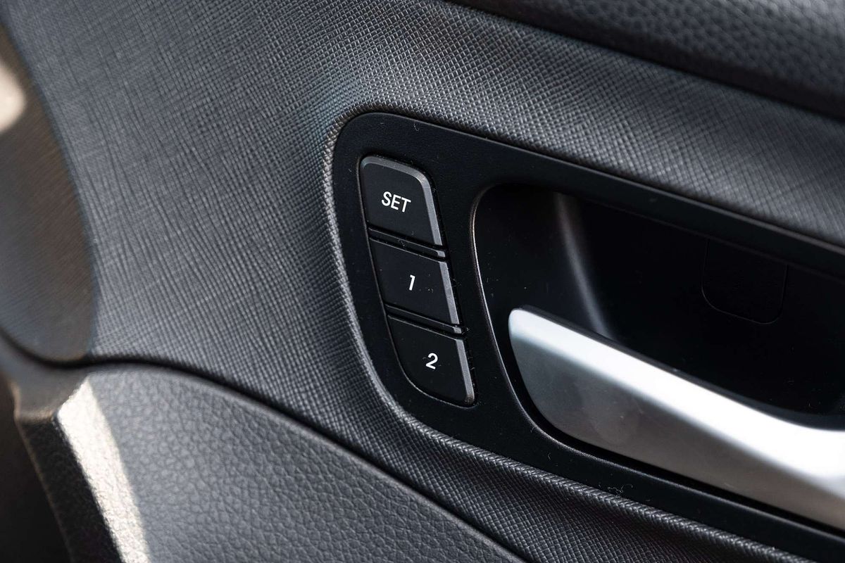 2012 Hyundai Santa Fe Highlander CM