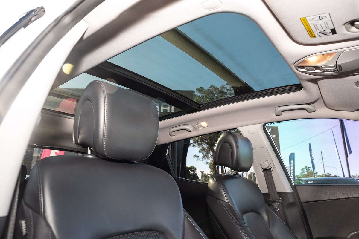 2012 Hyundai Santa Fe Highlander CM