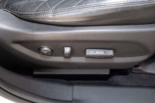 2012 Hyundai Santa Fe Highlander CM