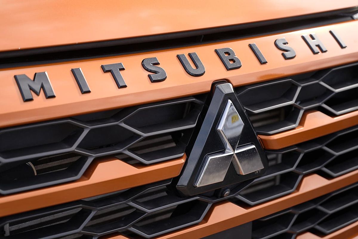2024 Mitsubishi Triton GSR MV 4X4