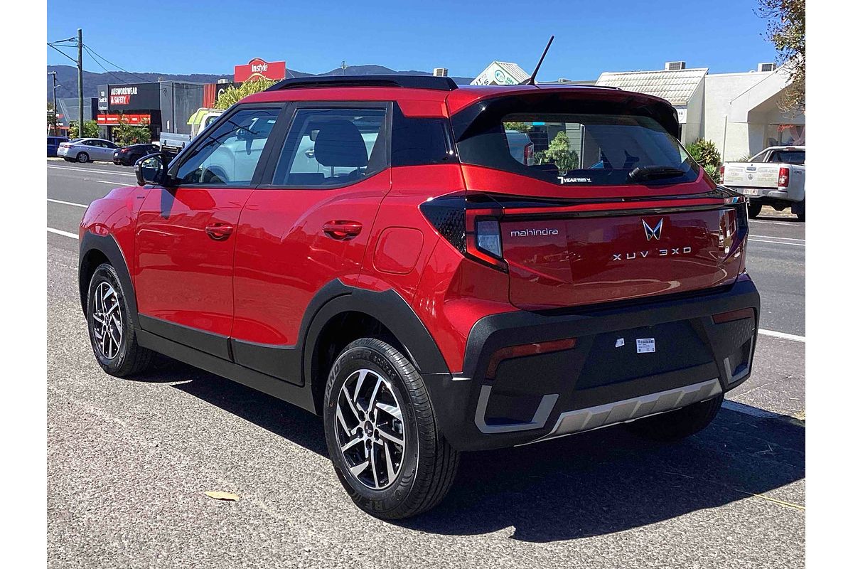 2025 Mahindra XUV3XO AX5L