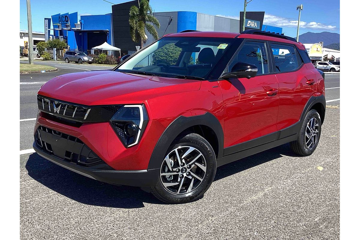 2025 Mahindra XUV3XO AX5L