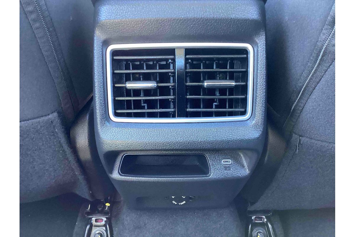 2025 Mahindra XUV3XO AX5L