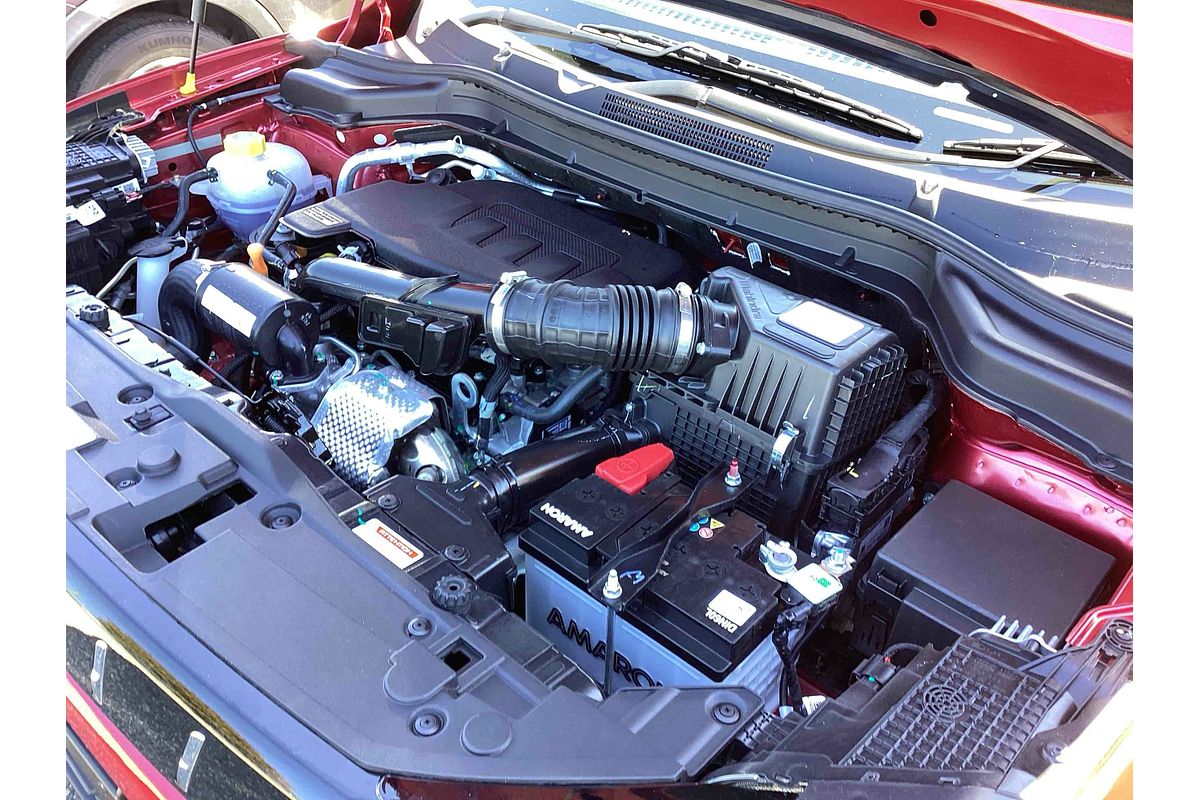 2025 Mahindra XUV3XO AX5L