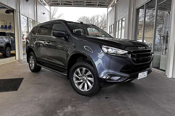2023 Isuzu MU-X LS-U