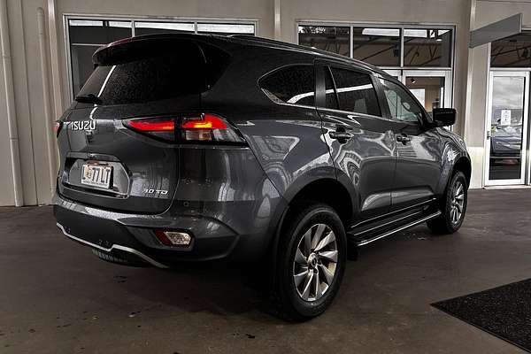 2023 Isuzu MU-X LS-U