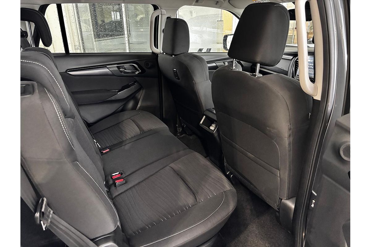 2023 Isuzu MU-X LS-U